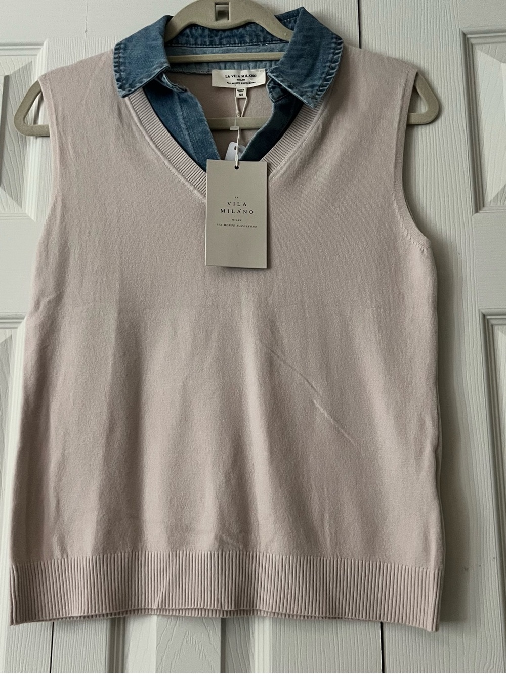 Women's Light Pink V-Neck Sleeveless Sweater Vest